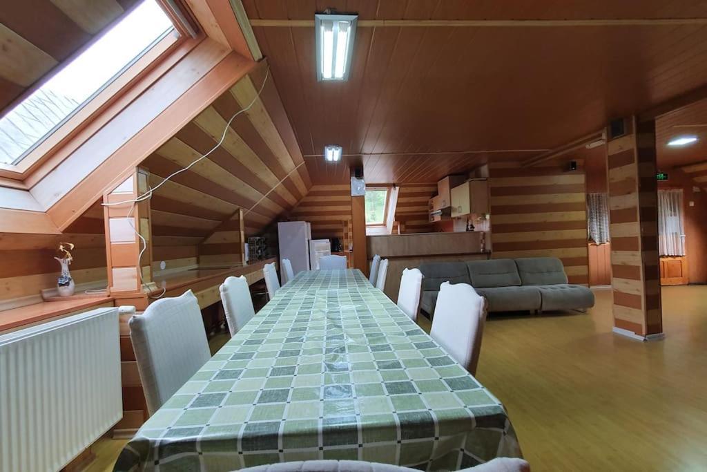 Hotel Casa Petruta Dambovicioara Podu Dimbovitei Exteriér fotografie
